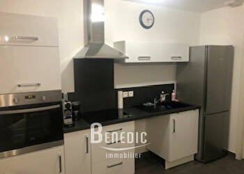 10808081a - Attribut alt par défaut.