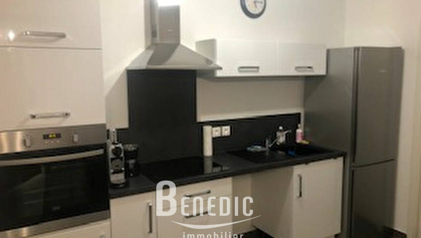 10808081a - Attribut alt par défaut.