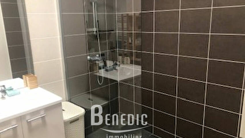 10808081e - Attribut alt par défaut.