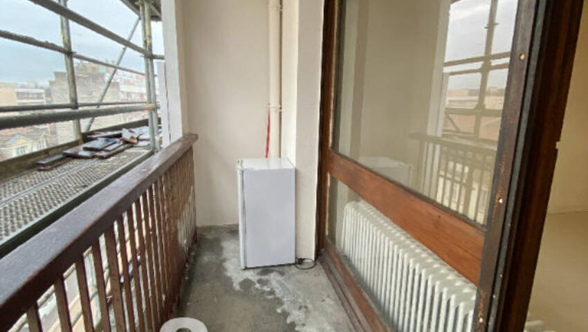 4253748e - Attribut alt par défaut.