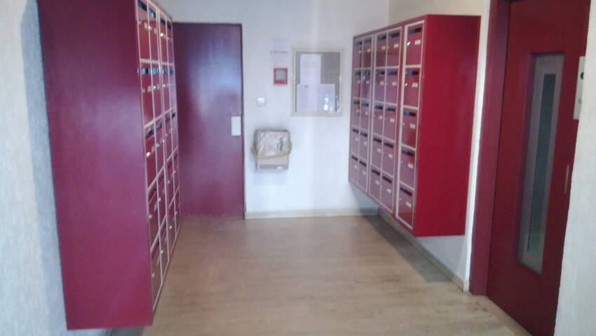 4253748g - Attribut alt par défaut.