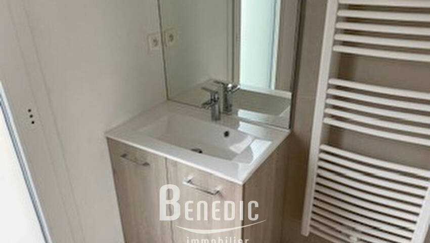 42180753j - Attribut alt par défaut.