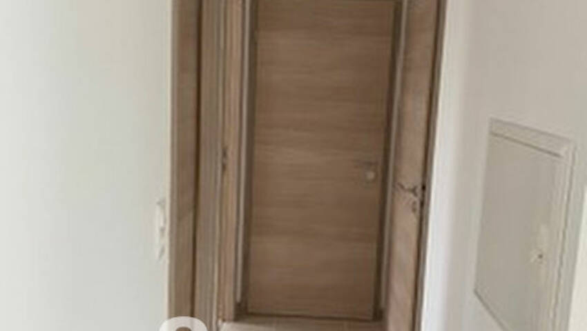 42180753l - Attribut alt par défaut.