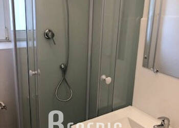 42903336c - Attribut alt par défaut.