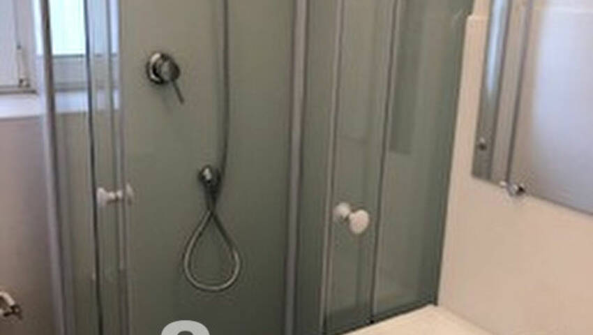 42903336c - Attribut alt par défaut.