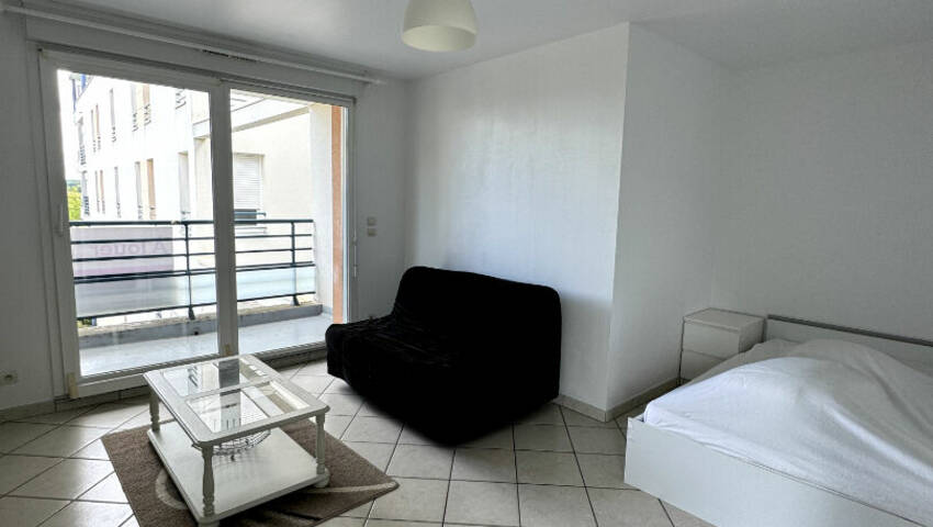 4254066a - Attribut alt par défaut.