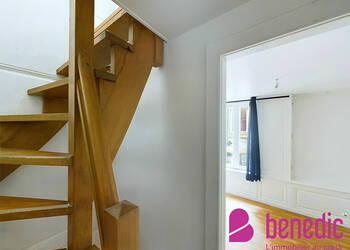 4253911c - Attribut alt par défaut.