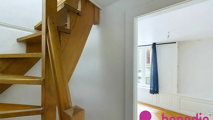 4253911c - Attribut alt par défaut.