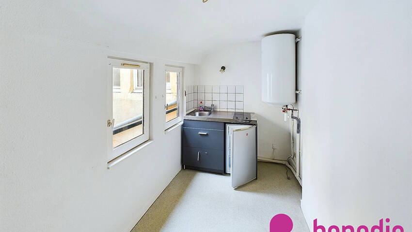 4253911e - Attribut alt par défaut.