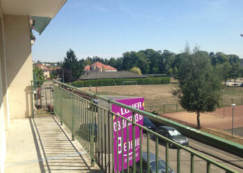 4254894c - Attribut alt par défaut.