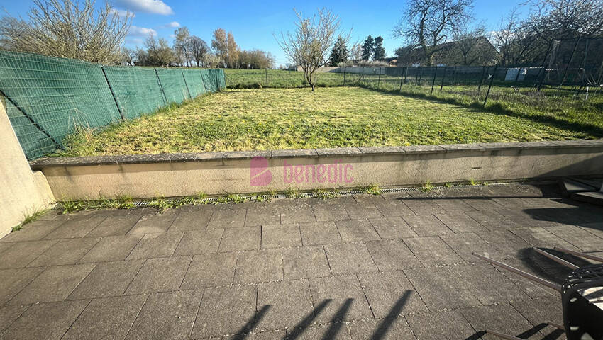 5610446e - Attribut alt par défaut.