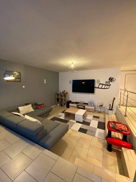 22836193b - Attribut alt par défaut.