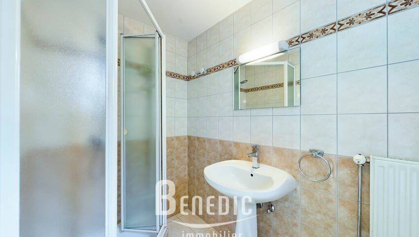 44594143e - Attribut alt par défaut.