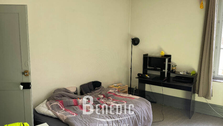 4253842c - Attribut alt par défaut.