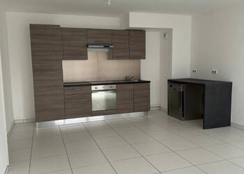 44702003a - Attribut alt par défaut.