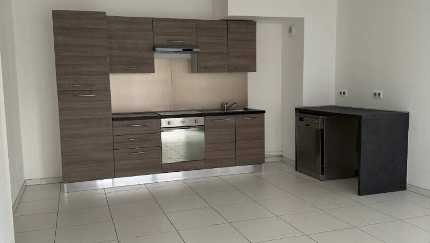 44702003a - Attribut alt par défaut.