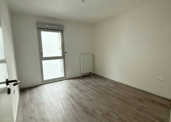 44702003c - Attribut alt par défaut.