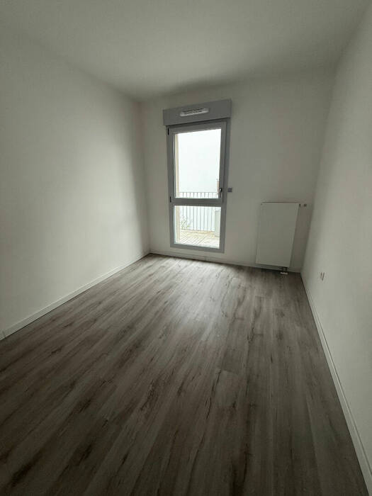 44702003g - Attribut alt par défaut.