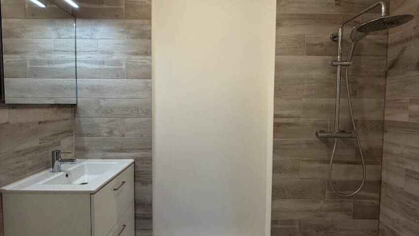 44702003j - Attribut alt par défaut.