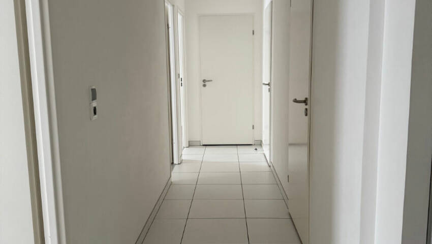 44702003l - Attribut alt par défaut.