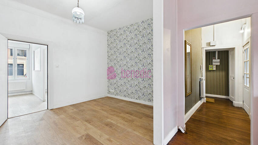 37129850g - Attribut alt par défaut.