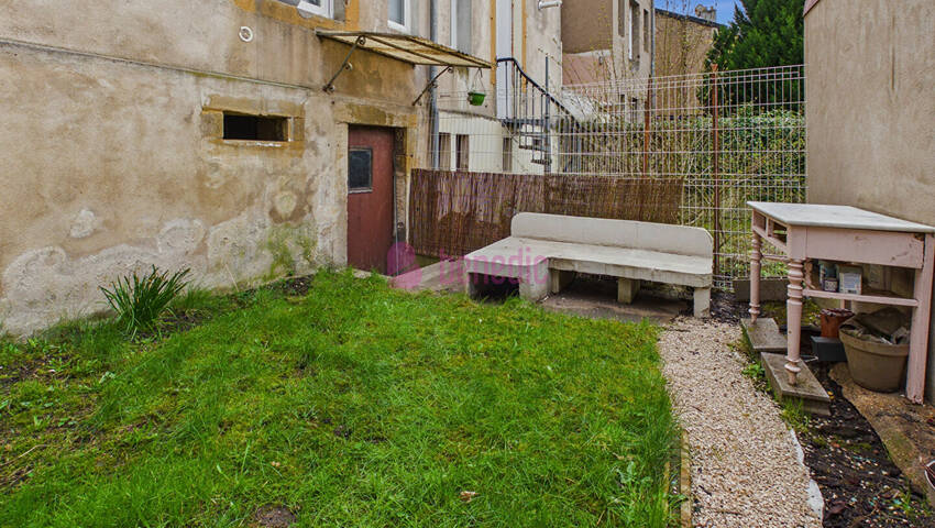 37129850n - Attribut alt par défaut.