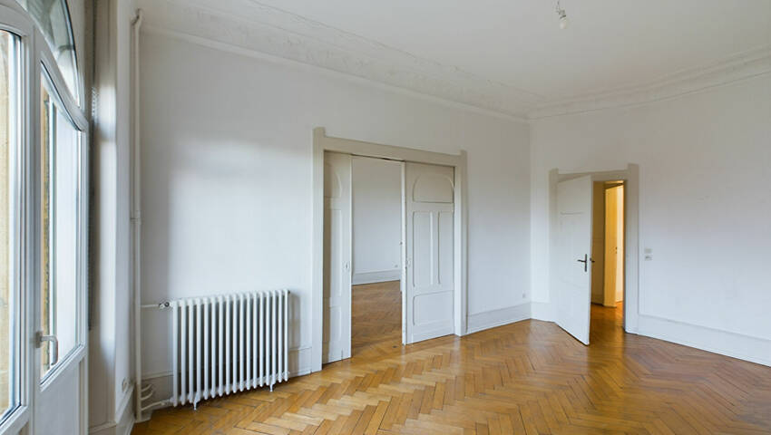 4253326d - Attribut alt par défaut.