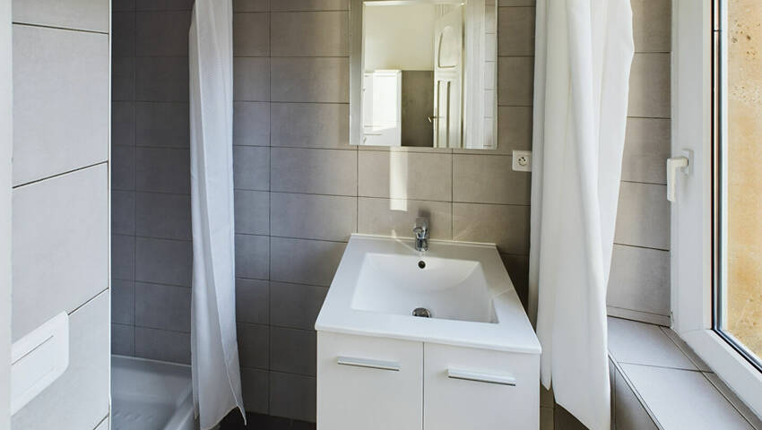 4253326n - Attribut alt par défaut.