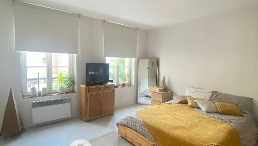 4246563b - Attribut alt par défaut.