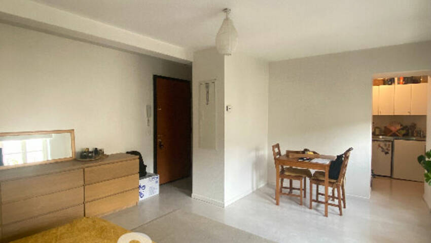 4246563d - Attribut alt par défaut.