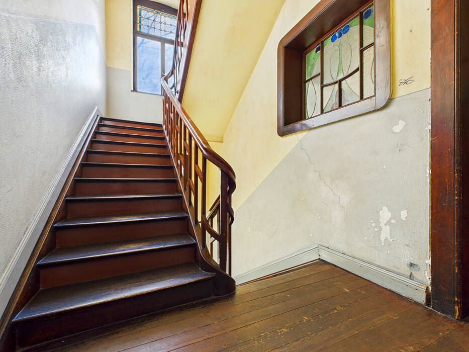 4254248b - Attribut alt par défaut.