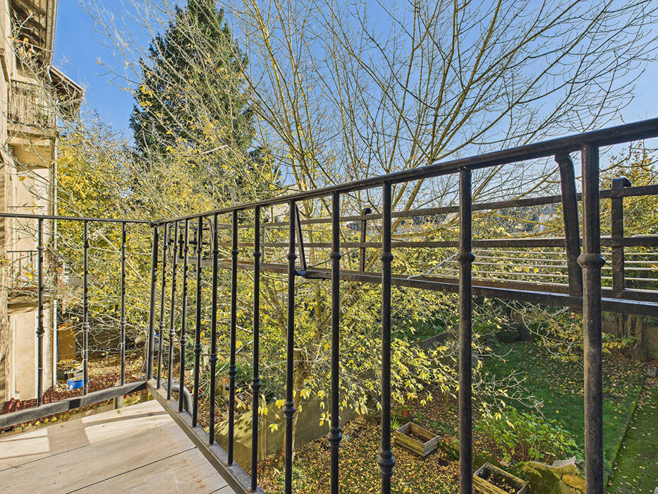 4254248f - Attribut alt par défaut.