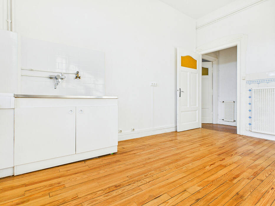 4254248g - Attribut alt par défaut.