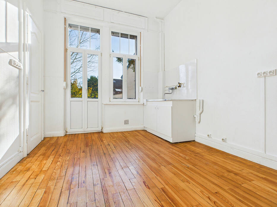 4254248i - Attribut alt par défaut.