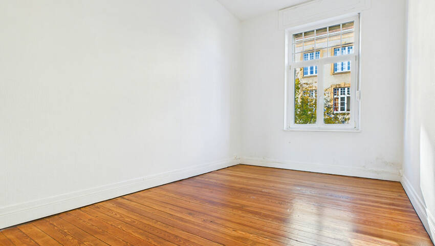 4254248j - Attribut alt par défaut.