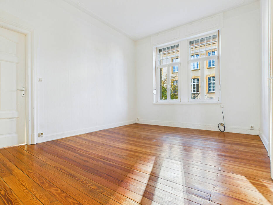 4254248n - Attribut alt par défaut.