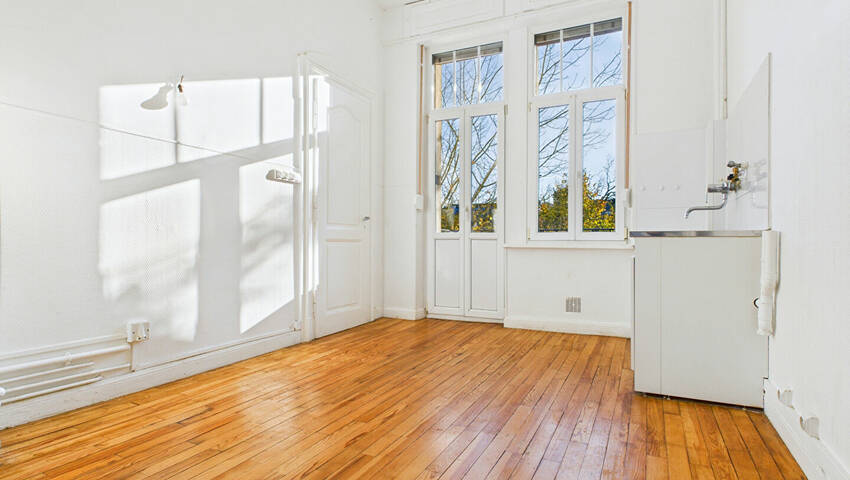 4254248j - Attribut alt par défaut.