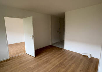 4255269b - Attribut alt par défaut.