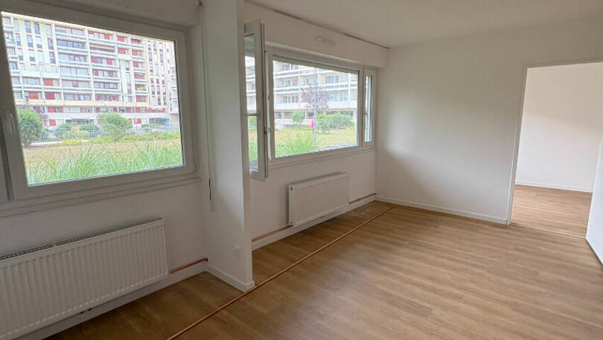 4255269e - Attribut alt par défaut.