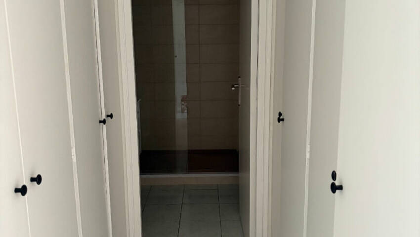 4255269f - Attribut alt par défaut.