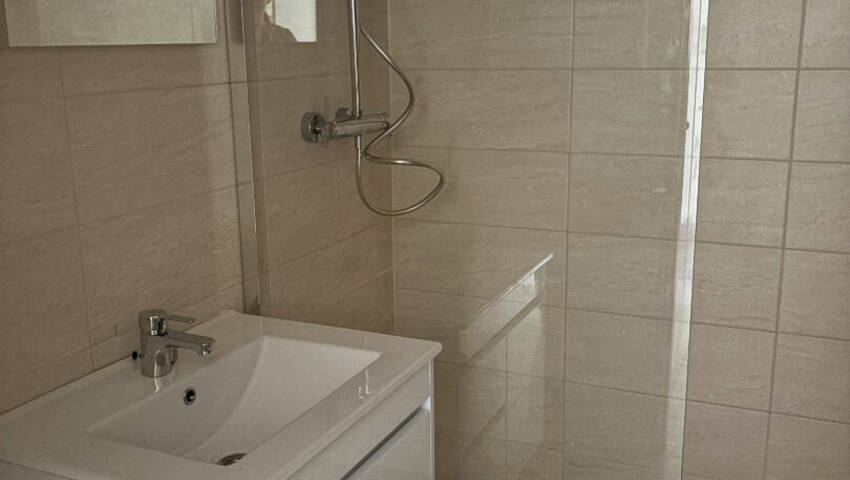 4255269h - Attribut alt par défaut.