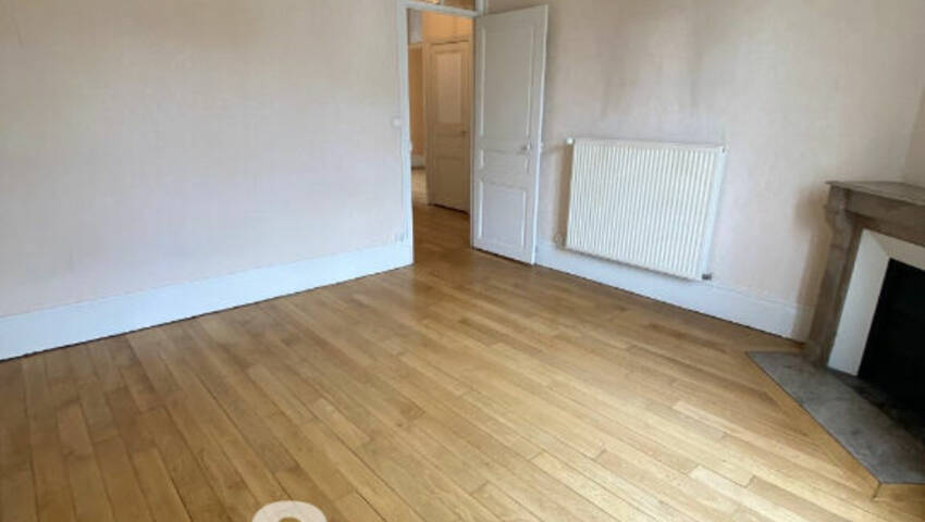 22247108f - Attribut alt par défaut.