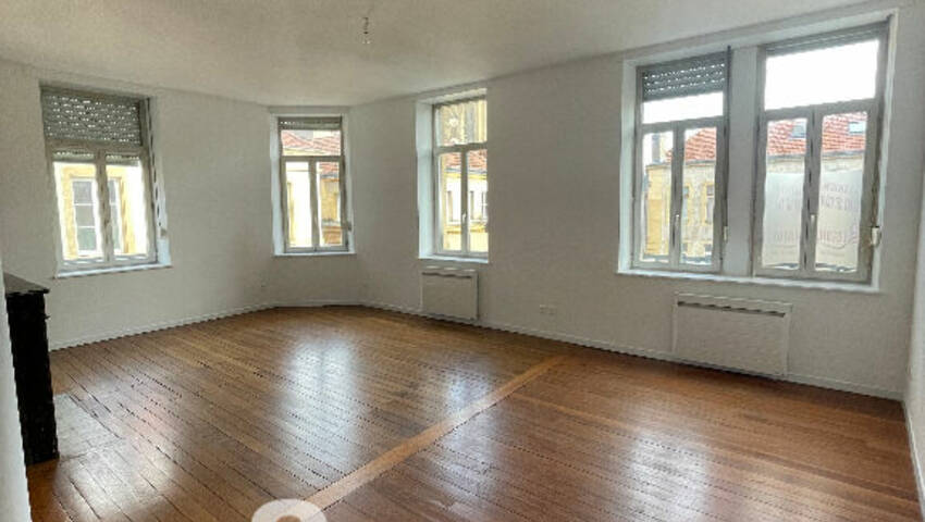 4254921a - Attribut alt par défaut.