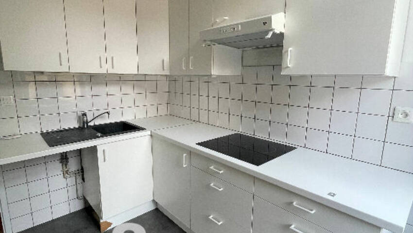 4254921f - Attribut alt par défaut.