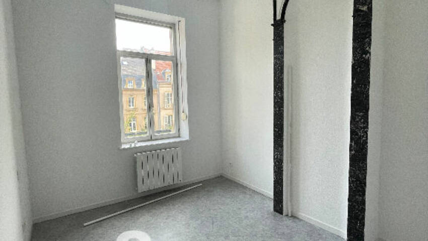 4254921h - Attribut alt par défaut.