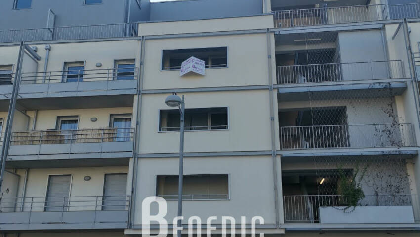 45644322j - Attribut alt par défaut.