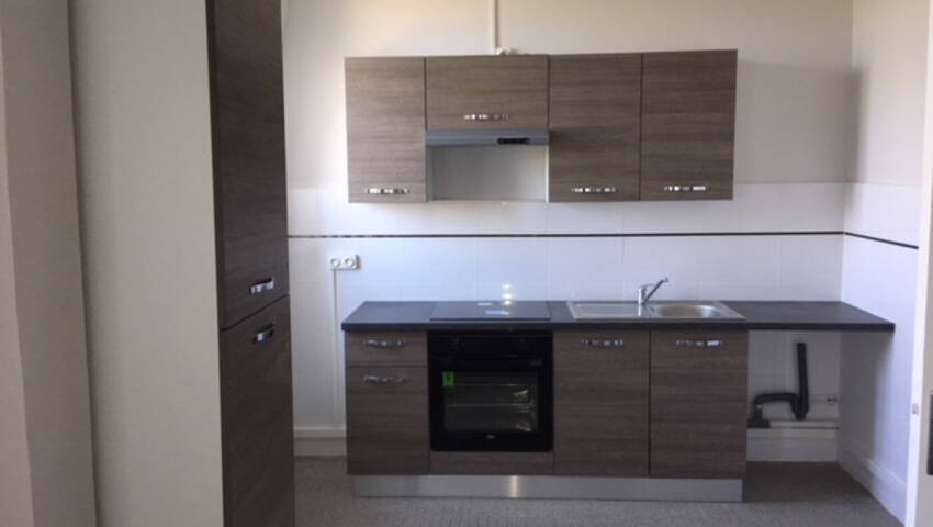 4253997f - Attribut alt par défaut.