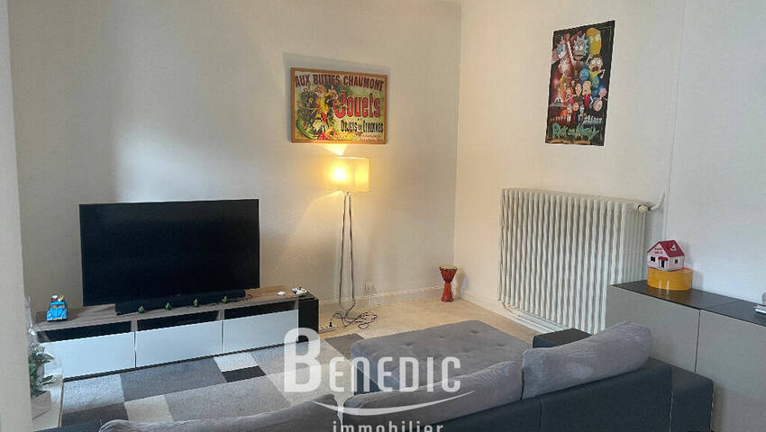 4247388a - Attribut alt par défaut.