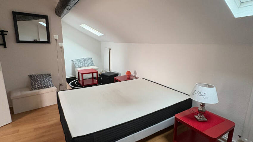 4247929a - Attribut alt par défaut.