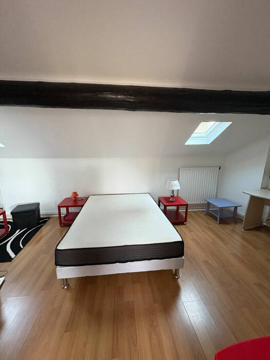 4247929c - Attribut alt par défaut.